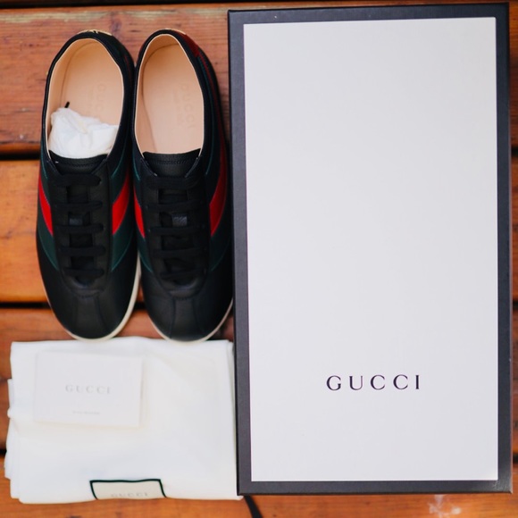 Gucci Men’s Leather Low-top Sneakers with Web - Picture 3 of 9